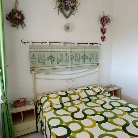 Semesterbostad A 350 M Dal Mare *