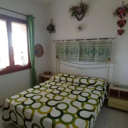 Semesterbostad A 350 M Dal Mare