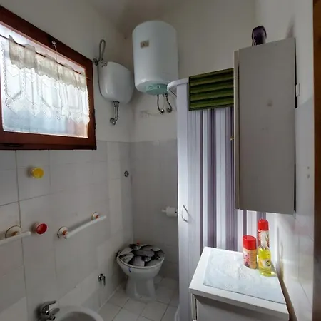 A 350 M Dal Mare Semesterbostad *